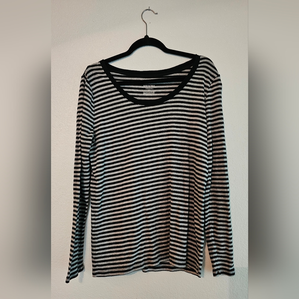 Shirt /top/ tee. Merona. XXL. Striped. Black & gray. 100% cotton. Fall. Winter.